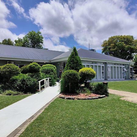 Nauntons Guest House & Wedding Venue Ladysmith Esterno foto