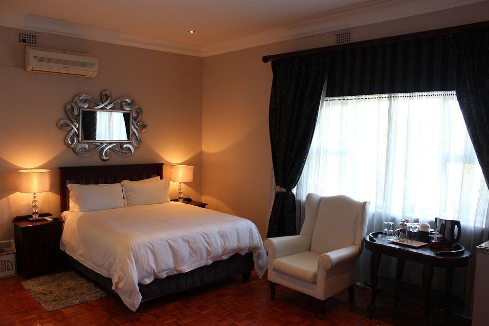 Nauntons Guest House & Wedding Venue Ladysmith Esterno foto