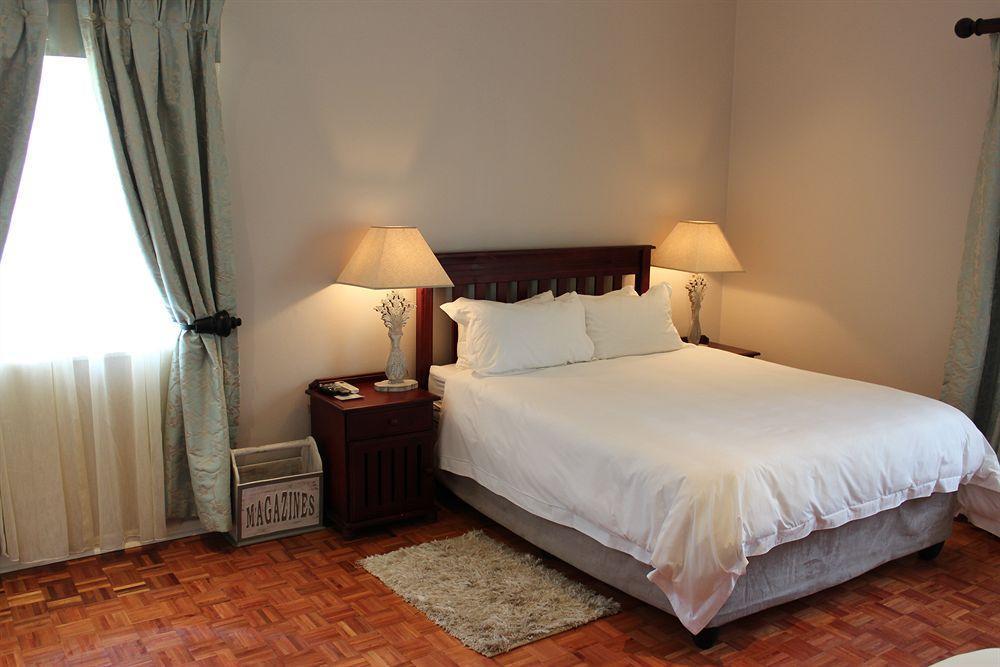 Nauntons Guest House & Wedding Venue Ladysmith Esterno foto