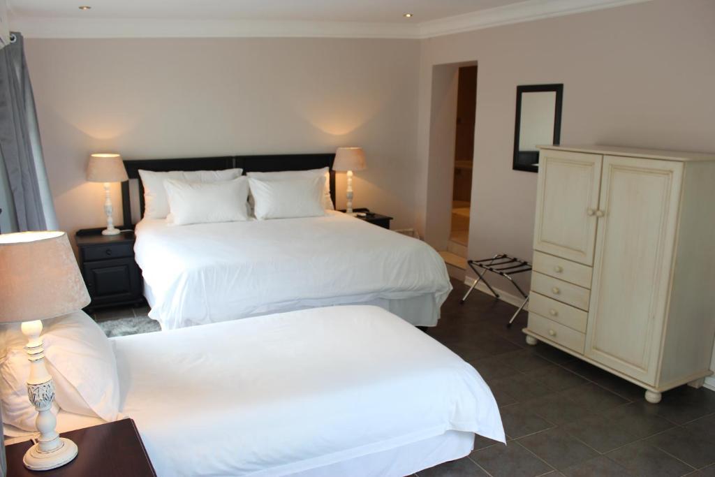 Nauntons Guest House & Wedding Venue Ladysmith Esterno foto